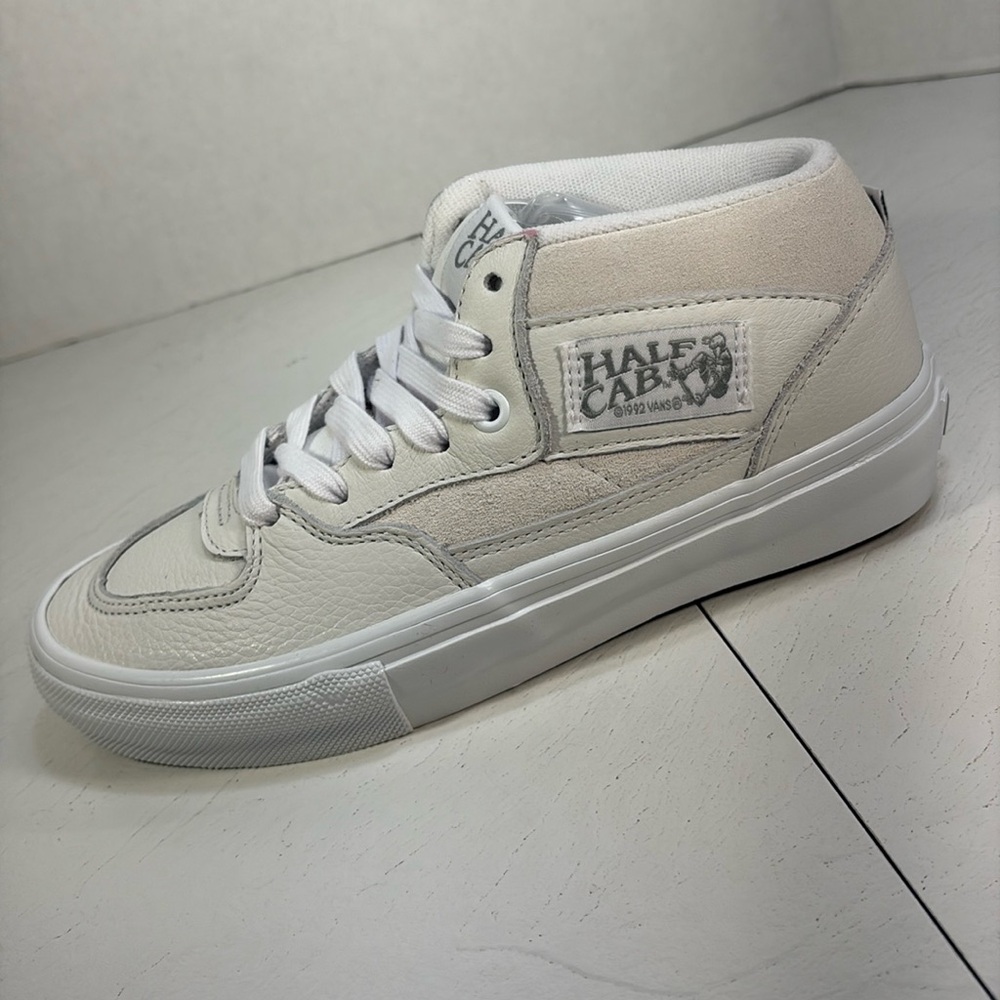 NWT Vans Skate Half Cab White Leather with Suede Trim Women’s 6.5 - Picture 2 of 10